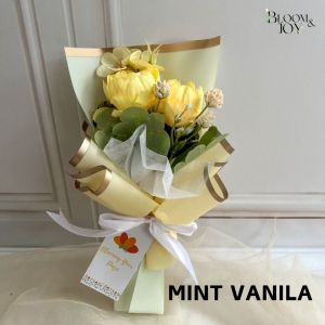 BloomandJoy buket bunga MINI kado unik kado wisuda kado anniversary kado perpisahan flower bouquet bucket