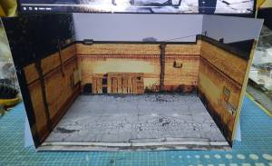 ฉากตึกกำแพง 3 ด้าน โมเดลกระดาษฉากตัดเอง พับเอง ติดกาวเอง