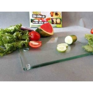 THỚT BẰNG KÍNH CƯỜNG LỰC 12 LY CỰC DÀY - CÓ 4 CHÂN HÚT CHẮC CHẮN AN TOÀN - DÙNG CẢ ĐỜI