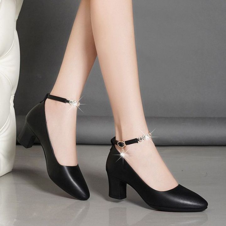 Chunky heel school store shoes