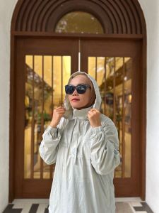 JAKET NOUR RUNNING JACKET BY DEENAY BAHAN MICRO FIBRE JAKET OLAHRAGA ALL SIZE WANITA CANTIK KEKINIAN PREMIUM