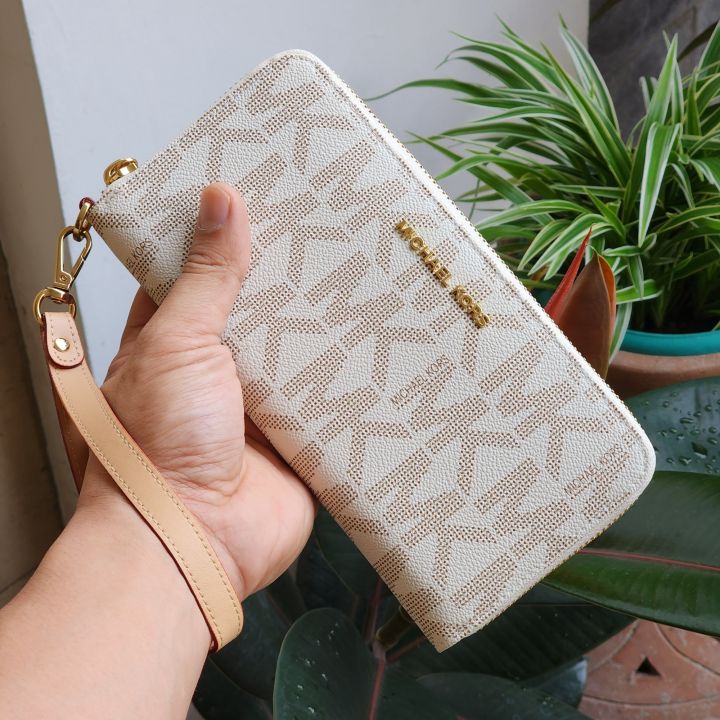 Guaranteed Authentic Michael Kors Jet Set Monogram Continental Long Wristlet Wallet Vanilla Lazada PH