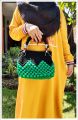 Tas rajut Tali kur motif strawberry mutiara tas tali kur pesta wanita terbaru model handbag dan selempang bahan anyaman tali kur mewah. 
