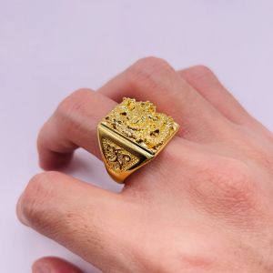 Nhẫn nam titan đính đá Nhẫn nam màu vàng chạm khắc rồng tinh xảo chất liệu titan không phai màu mã 16 trangsucmoiluatuoi.RIN