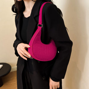 Lhshoess NEW กระเป๋าสะพายข้างของคุณผู้หญิง เอาใจสายไฮโซด้วยกระเป๋าลายหนังจรเข้ ทำจากวัสดุหนังเทียม ดีเทลดีงามขนาดกระเป๋ากำลังดีใช้งานได้จริงแถมสวยเป๊ะปังเวอร์ มีหลายสีให้เลือกมาก