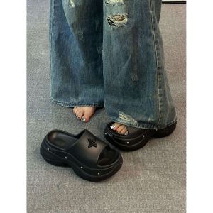 Free Shipping Thick-Soled Height-Increasing Sandals For Petite Women Perfect For Summer Wear New 2026 Style