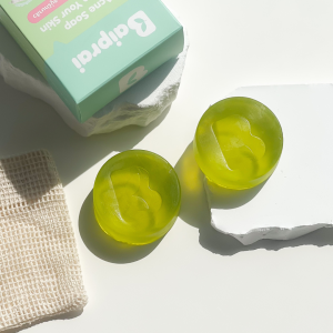 สบู่ใบไพรเคลียร์สิว BAIPRAI ACNE SOAP LEVEL UP YOUR SKIN