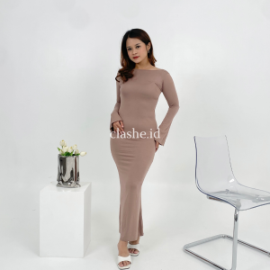 Zelda Long Sleeve Backless Maxi Dress Spandex Tali Belakang - Elegant OOTD by Clashe