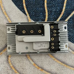 คอนโทรลเลอร์ คอมแอร์ไฟฟ้า 12V ใช้เป็นอุปกรณ์ในการเปลี่ยนคอมแอร์ที่เสีย  สอบถามรายละเอียดเพิ่มเติ่มได้ทางเรามีทีมงานให้คำปรึกษาในการติดตั้ง