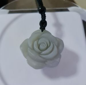 He Tian Yu or Hetian Jade Necklace with Flower