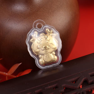 2024 Chinese Lunar New Year Of The Dragon Cartoon Gold Foil Zodiac Dragons Red Rope Hanging Pendant Lucky Pray Fashion Metal Key Chain Spring Festival Gift