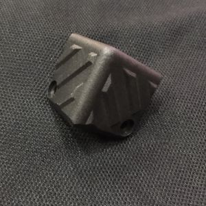 มุมตู้ PVC 3.5x3.5x3.5 ซม / สินค้าในประเทศ