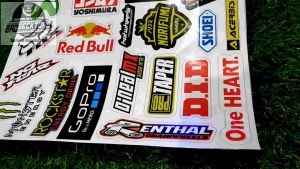 Sticker Variasi Untuk Helm Dan Body Motor Satu Paket