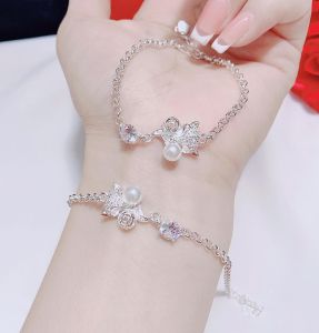 Lắc tay hồ ly bạc mẫu mới siêu xinh