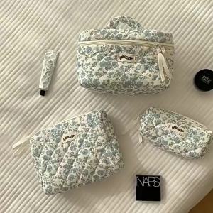ins Simple style small floral print hand-held makeup bag large capacity cosmetic storage bag portable toiletry storage bag for women