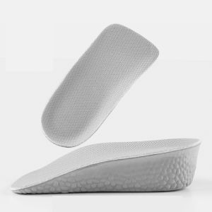 ใส่แผ่นเพิ่มความสูงในรองเท้าช่วงใบเท้าสักเจ็ดพร้อย ไม่ทำให้เท้าเมื่อย