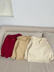 Baby sweater for early autumn stylish base shirt for girls autumn outing clothes cute knitted top for babies