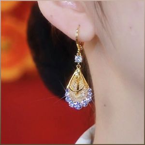 Earrings Retro Hollow Elegant and Charming Temperament Light Luxury Like Comfortable and not Easy to Fall