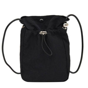 myspaceshop(M2107) กระเป๋าสะพายข้างใบเล็ก ผ้าไนล่อนทรงถุง