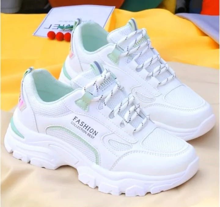 Sepatu deals sneakers korea