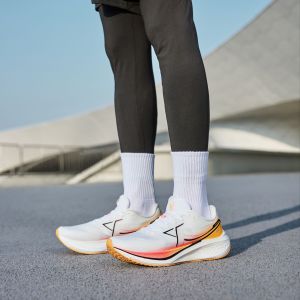 Xtep Five Speed 3 Running Shoes Breathable Sports Shoes Shock Absorbed Lightweight Mens Shoes Rope Skipping Women All black Muslim Student Shoes 875319110002