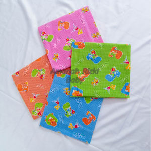 Bedong Bayi Printing Karakter Ukuran 90x90 (MOTIF TIDAK SELALU SAMA) - Amanah Rizki Baby