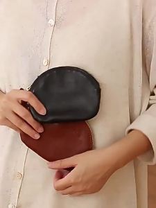 Hot-selling multifunctionalstorage bag can be hung suitable for earphones keys and portable digital devices