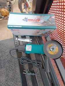POROMO CUCI GUDANG!! Mesin Gurinda Gerinda Grinda Grinder MAKITA M9513B X MIKAYO