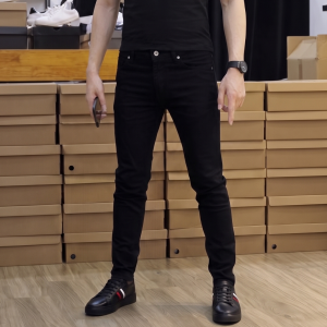 Quần Jeans bò nam CO GIÃN dáng ôm nhẹ Slimfit 1 màu trơn không wash không rách QJO001