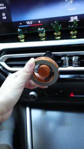 Boneruy Z09 New Arrivals 360 Rotate Acrylic Strong Magnet Air Vent Fragrance Car Phone Holder for Car Universal