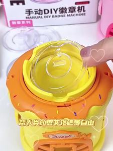 [SG Seller]DIY Badge Making hine Creative Badge Making Kit Kids Button Pin Maker Set for Creative Craft & Gift