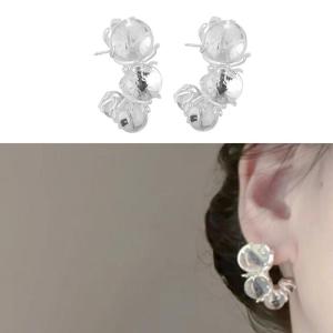 Fashionable Clear Bead Earrings Minimalist Style Alloy Ear Studs Ideal for Women Seeking Chic Accessories