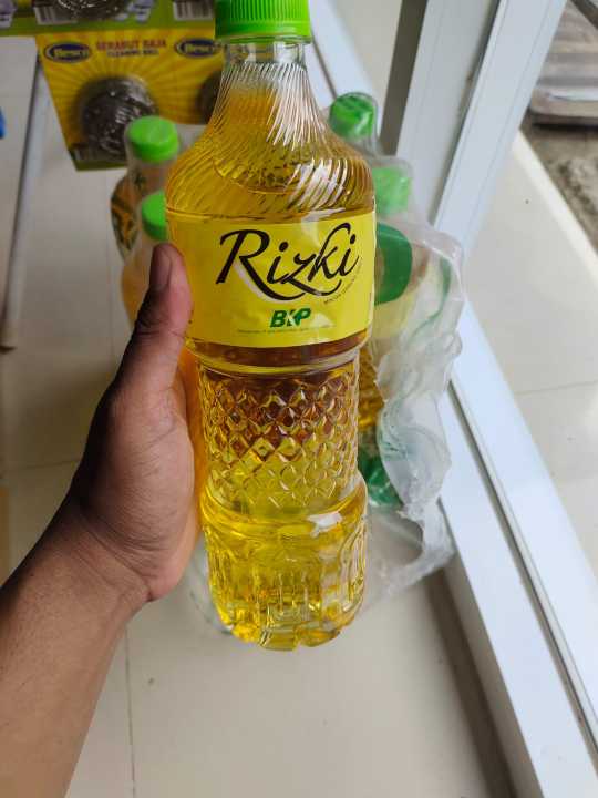 minyak goreng rizky 900 ml | Lazada Indonesia