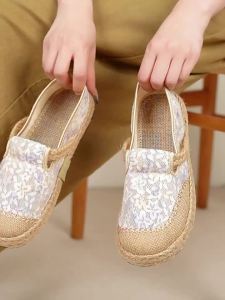 2025 Summer New Ethnic Style Womens Shoes Lightweight Fashionable Mom Shoes Dropshipping Slip-On Breathable Casual Shoes