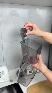 Wall mounted suction cup kitchen storage Suction cup storage rack bathroom sink wall mounted face towel storage organizing bathroom hanging basket壁挂式吸盘厨房储物箱吸盘储物架浴室水槽壁挂式面巾储物箱整理箱浴室吊篮