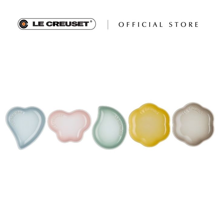 Le Creuset Stoneware Mini Sphere Petal Plates - Silver Blue/Shell Pink ...
