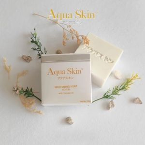 Aqua Skin Tsubaki Glutathione Soap 135g – Whitening Bath Soap with Niacinamide for Brightening Moisturizing & Anti-Aging Care Gently Cleanses Helps Even Skin Tone Leaves Skin Smooth Radiant & Hydrated for Daily Use