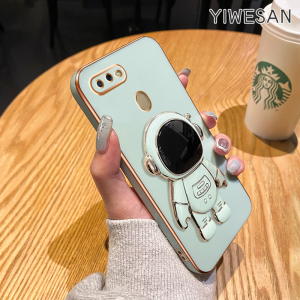 YIWESAN Casing Ponsel untuk OPPO A12 A12s A7 A5s A11K A5 A3s A12E Realme C1 Case HP lipat lapisan desain Casing baru berdiri Kesing pola astronot brave kartun Softcase