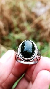 cincin pria batu pasir intan warna ijo kehitaman super kualitas