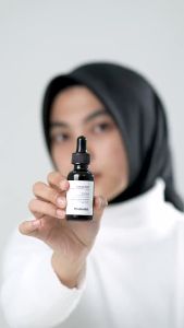 Minimalist2%SalicylicAcidSerumForAcneBlackheads&Whiteheads Reduces Oil & Unclogs Pores 30ml