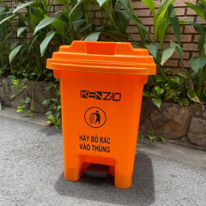 Thùng rác nhựa KENZIO đạp chân 60 lít