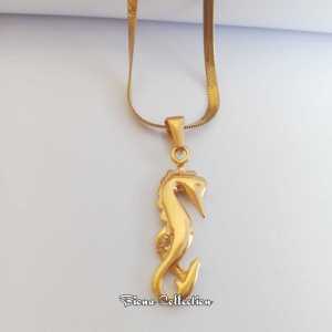 ( COD ) Kalung Titanium gepeng Gold Liontin Kuda laut Gold Kalung wanita terbaru cantik dan elegan anti arat dan tidak gampang luntur #perhiasanwanita #antingtitanium #gelangwanita #fyp