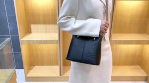 2025 New cross-border spring/summer retro bucket bag a stylish and versatile shoulder bag and crossbody bag with a high-end feel