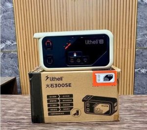 Trạm sạc di động Litheli Flint 300 - B300SE  công suất 300W  62.400mAh  sạc điện 220V