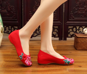 [Free Shipping] Cloth Shoes With A Tendon Sole Wedge Heel And Inner Height-Increasing Design Featuring Ethnic-Style Embroidery WomenS Single Shoes