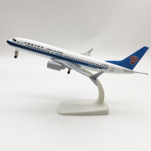 202520CM โมเดลเครื่องบิน ชุดลงจอดที่ถอดออกได้ Southern Airlines มีล้อ 737MAX รูปแบบใหม่