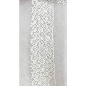 ลูกไม้ ลูกไม้ปัก ลูกไม้แต่งเสื้อ ลายดอก ขนาด 3 นิ้ว หน่วยขายเป็นเมตร