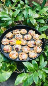 (250gr) BÁNH HẠT DINH DƯỠNG HEALTHY MÓN ĂN VẶT LÀNH MẠNH CỰC KỲ LẠ MIỆNG THƠM NGON VÀ TỐT CHO SỨC KHOẺ ( HẠNH NHÂN LÁT HẠNH NHÂN NGUYÊN HẠT ÓC CHÓ ĐỎ HẠT ĐIỀU HẠT BÍ XANH HẠT HƯỚNG DƯƠNG MÈ DỪA SỢI NHO KHÔ )