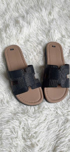 Dép Sandal Quai H Da Sần Vân Cối Đế Hộp Trơn Thời Trang Hè 2025