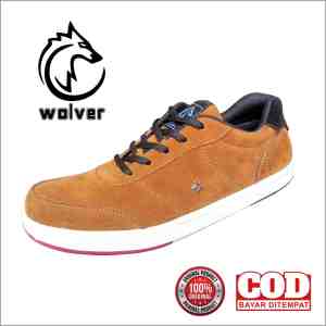Sepatu Pria Sneakers Suede Wolver
